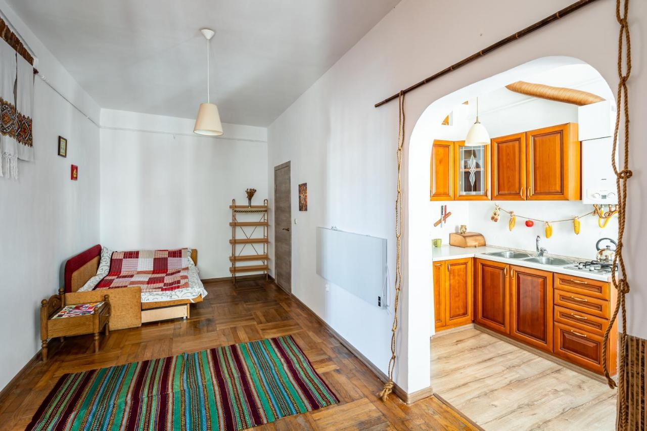 Historical Center Of Lviv Apartment Екстериор снимка