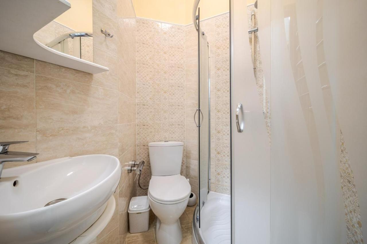 Historical Center Of Lviv Apartment Екстериор снимка